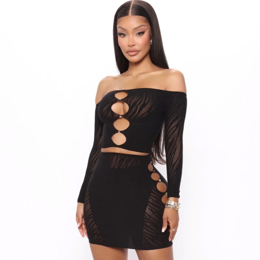 TWO PIECE SKIRT SET - NWT